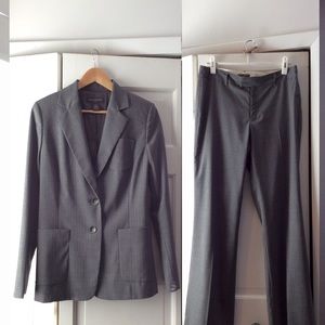 Banana Republic grey pinstriped Wool Suit